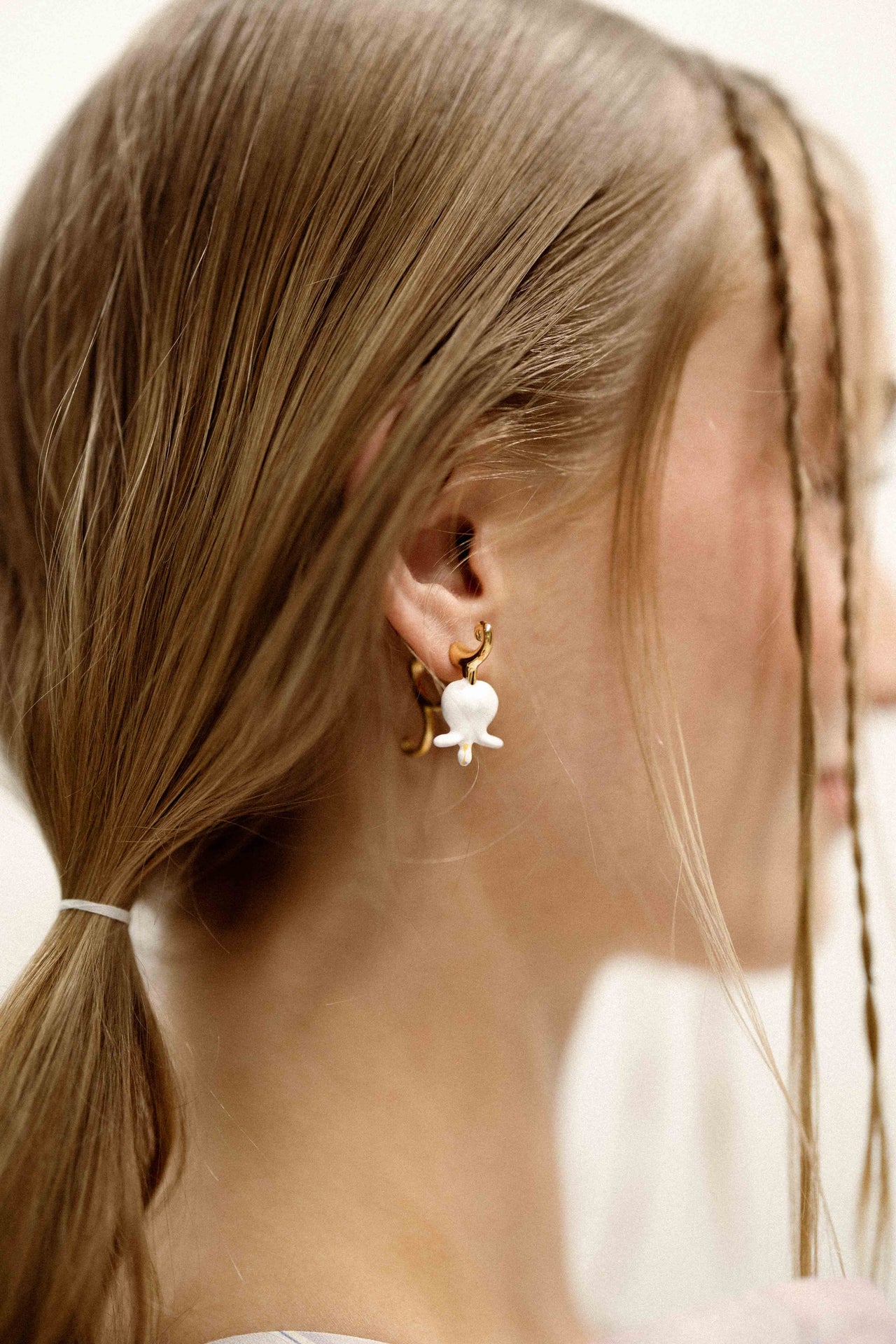 BLEEDING HEART EARRING